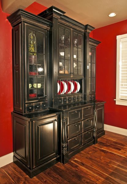 Hutch Installation in Pasadena